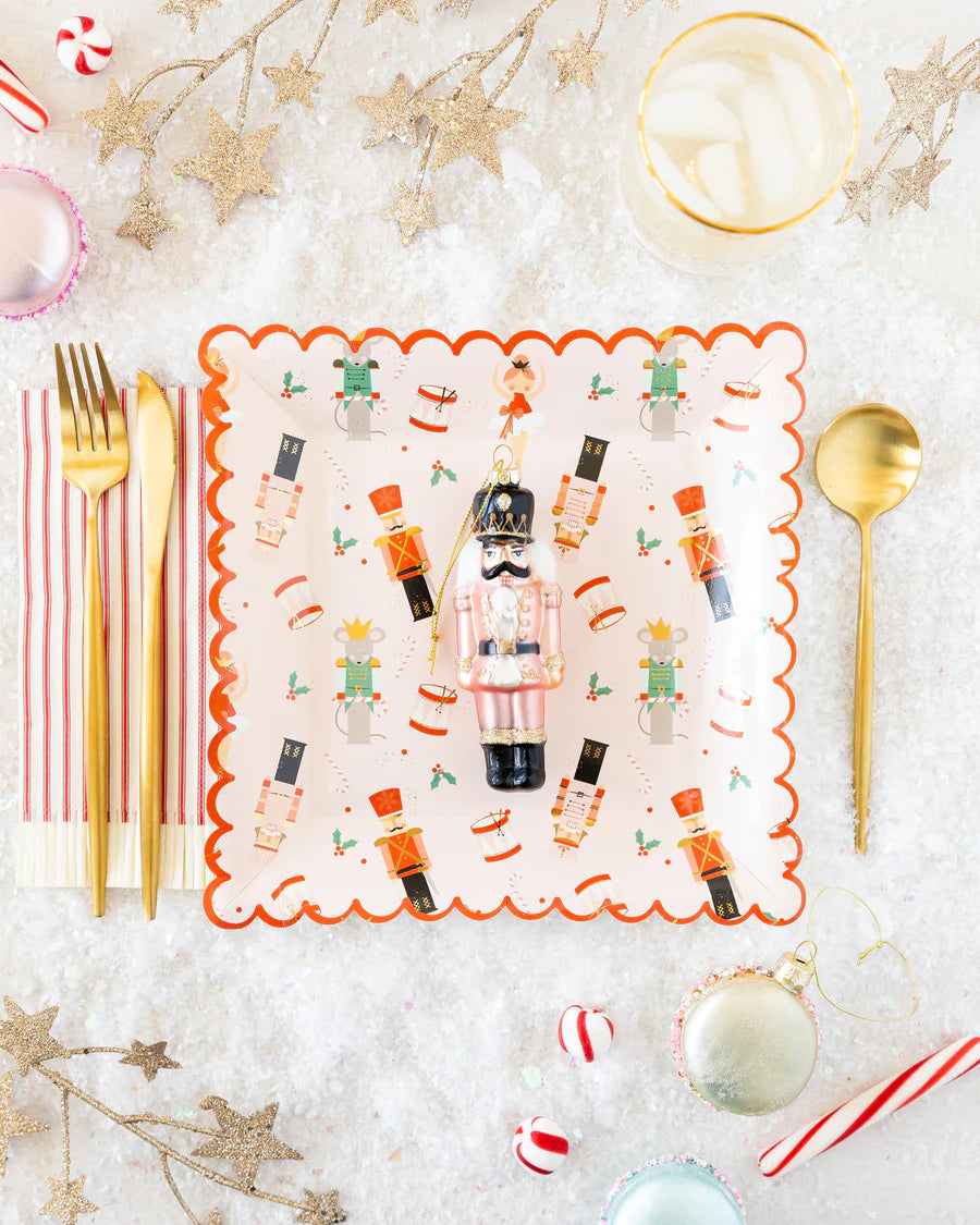 Nussknacker Pappteller | Die kleine Fetenkiste | My Mind‘s Eye Nutcracker Paper Plate Weihnachten mit Kindern